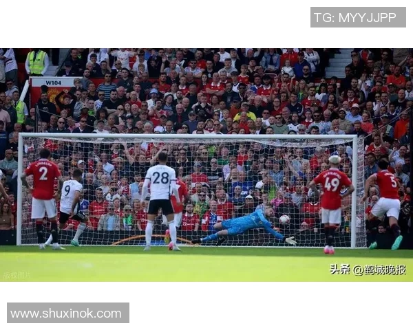 射门技巧超群的足球明星们盘点与精彩瞬间回顾